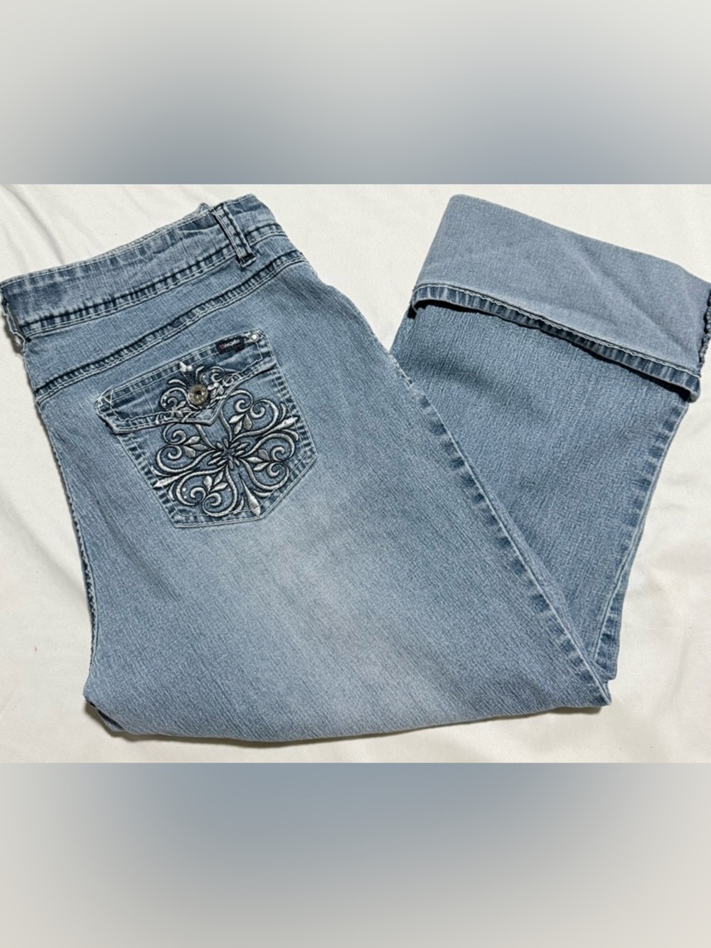 Angels Women’s Capri Pants Two Waist Buttons Cuff Hem Rhinestone Back Pockets 10